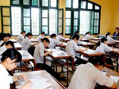 GIAO TIẾP TIẾNG ANH – VẤN ĐỀ LỚN CỦA HỌC SINH TRUNG HỌC Ở VIỆT NAM